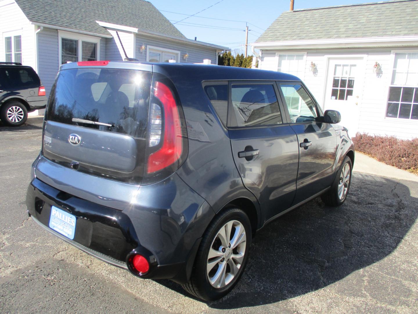 2016 GRAY Kia Soul (KNDJP3A54G7) , AUTOMATIC transmission, located at 540a Delsea Drive, Sewell, NJ, 08080, (856) 589-6888, 39.752560, -75.111206 - Photo#7